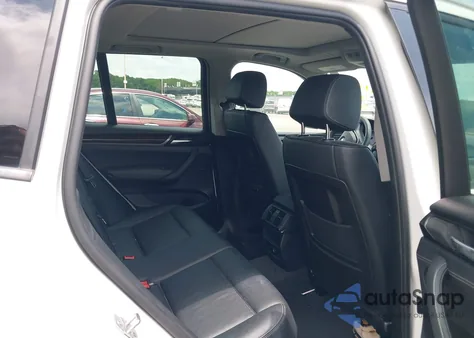 2016 BMW X3 xDrive28I z USA, uszkodzony, nr VIN 5UXWX9C58G0D94991